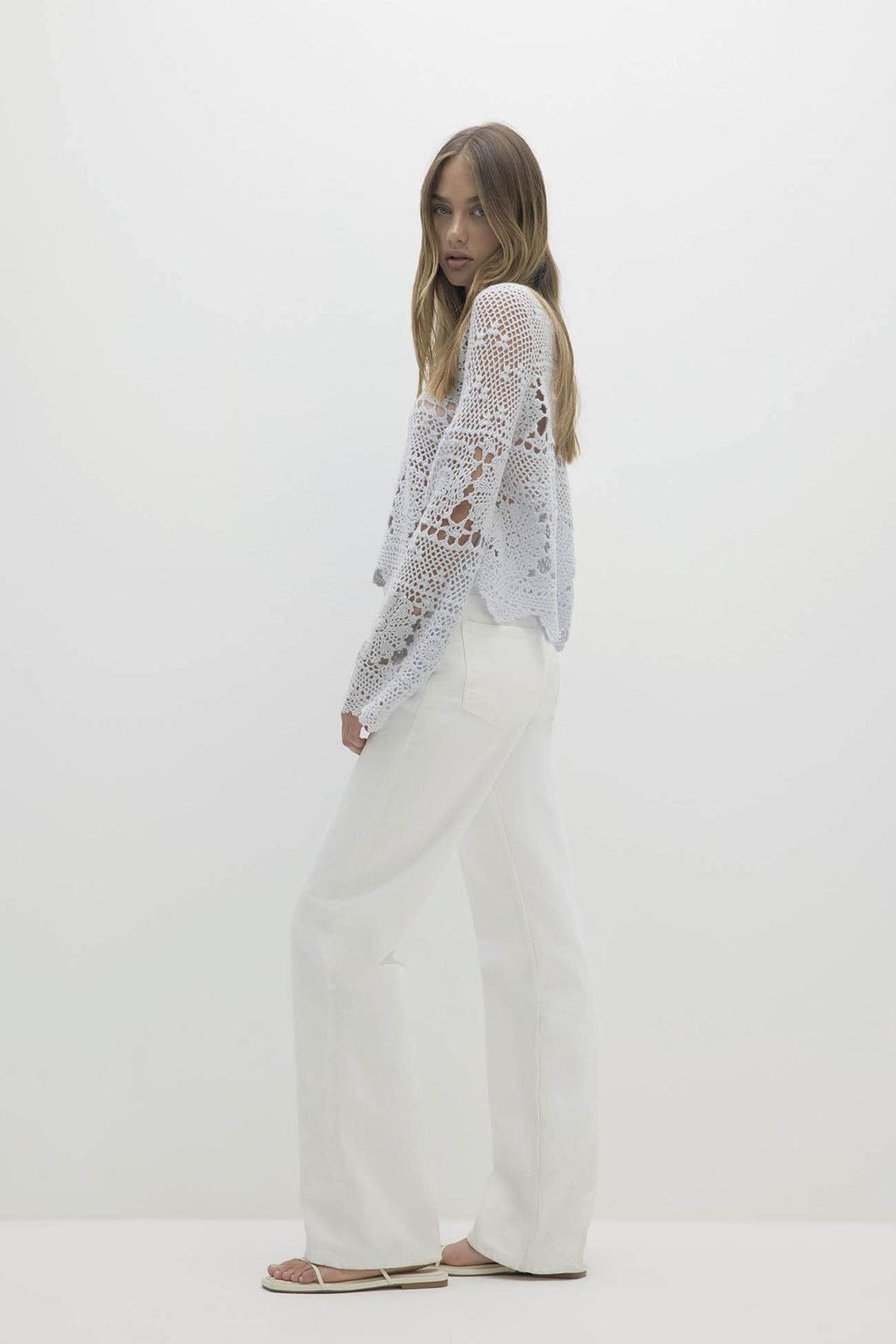 BRIA CROCHET CREWNECK