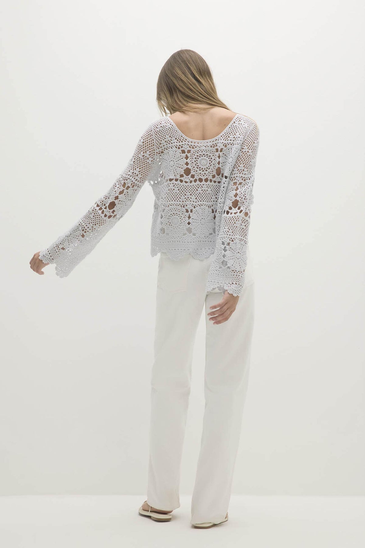 BRIA CROCHET CREWNECK
