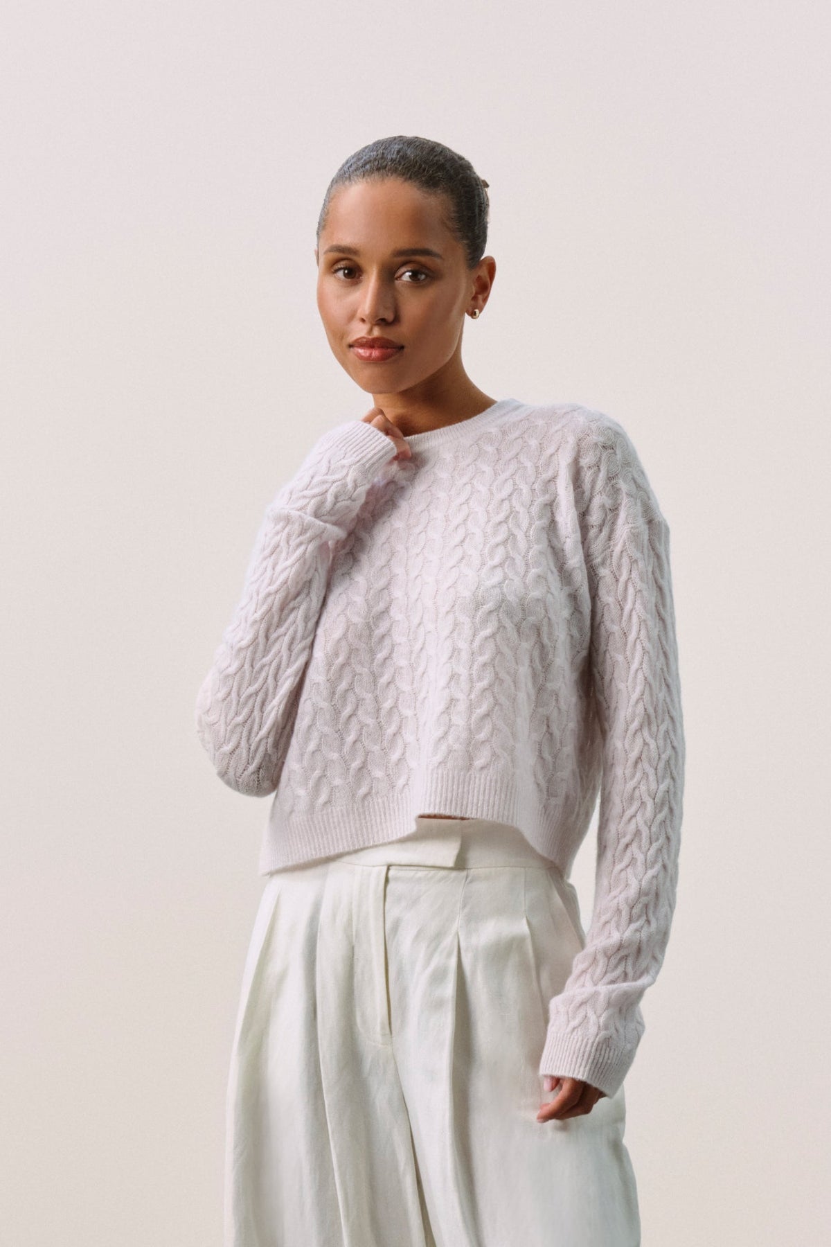 CHRISSY CROPPED CABLE KNIT SWEATER
