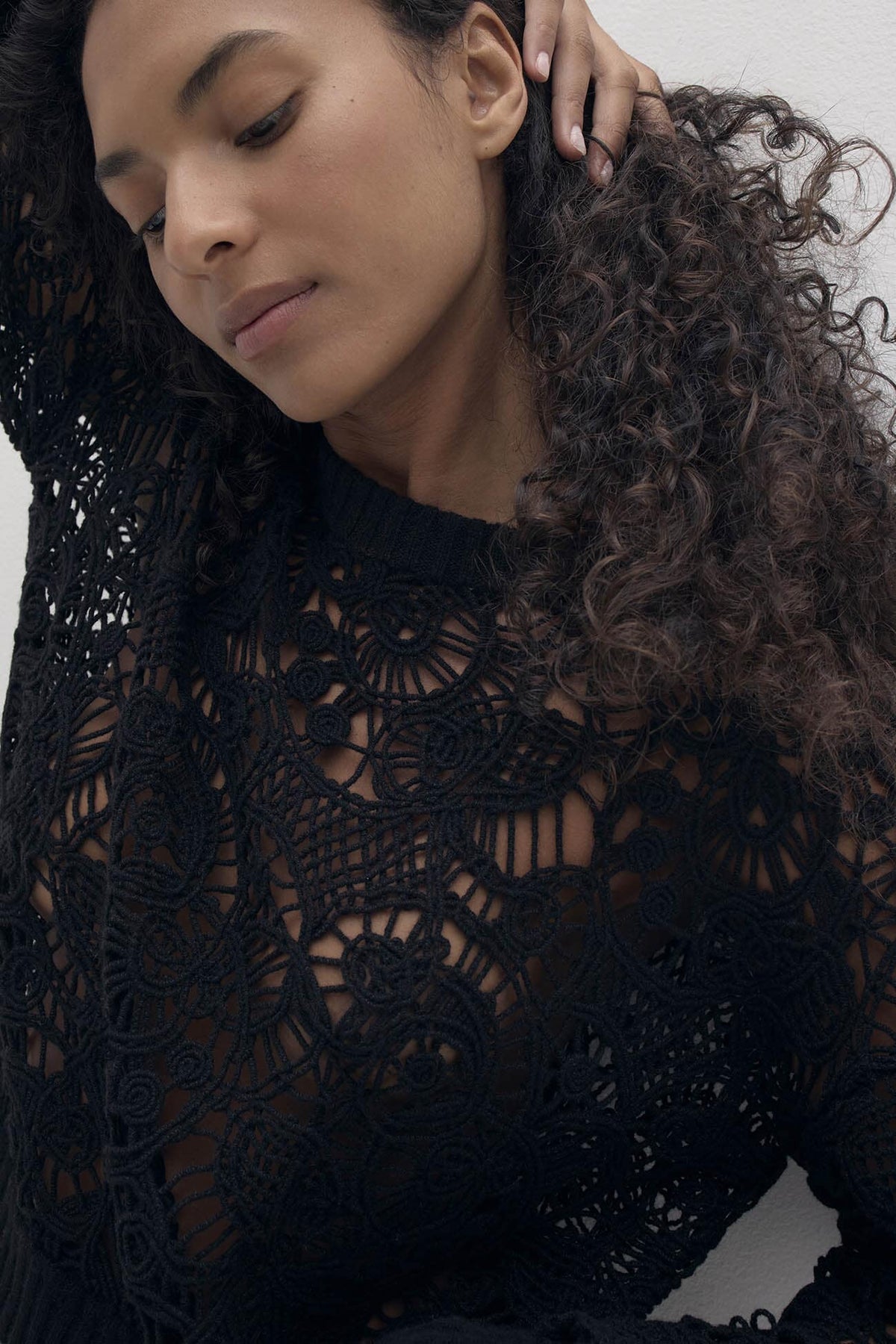 MONICA CROCHET CASHMERE BLEND CREWNECK
