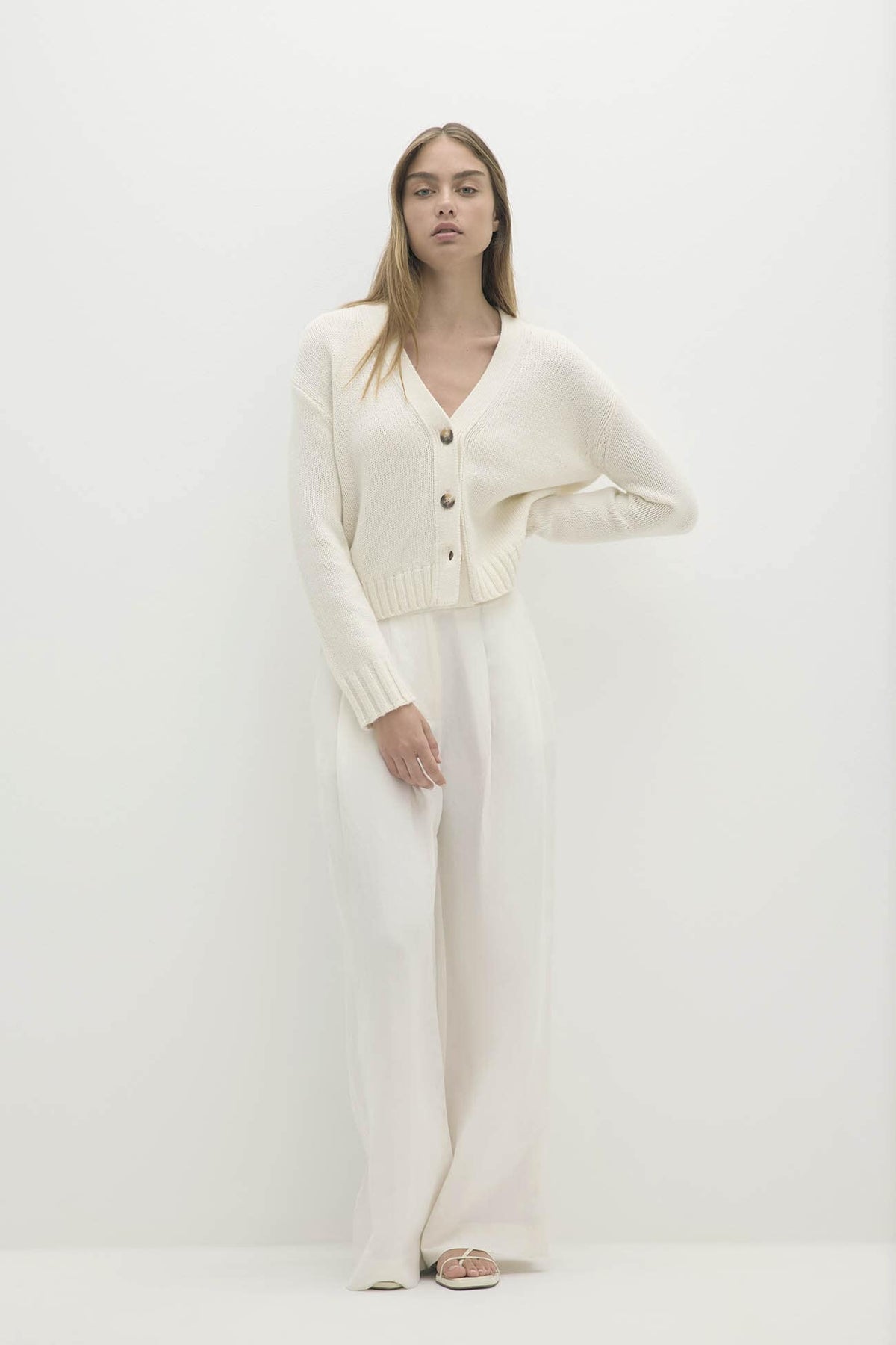 GENEVIEVE ORGANIC CASHMERE BLEND CARDIGAN