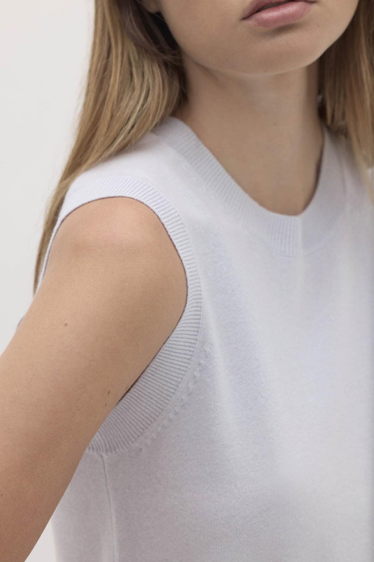 SYLVIE CASHMERE SWEATER VEST
