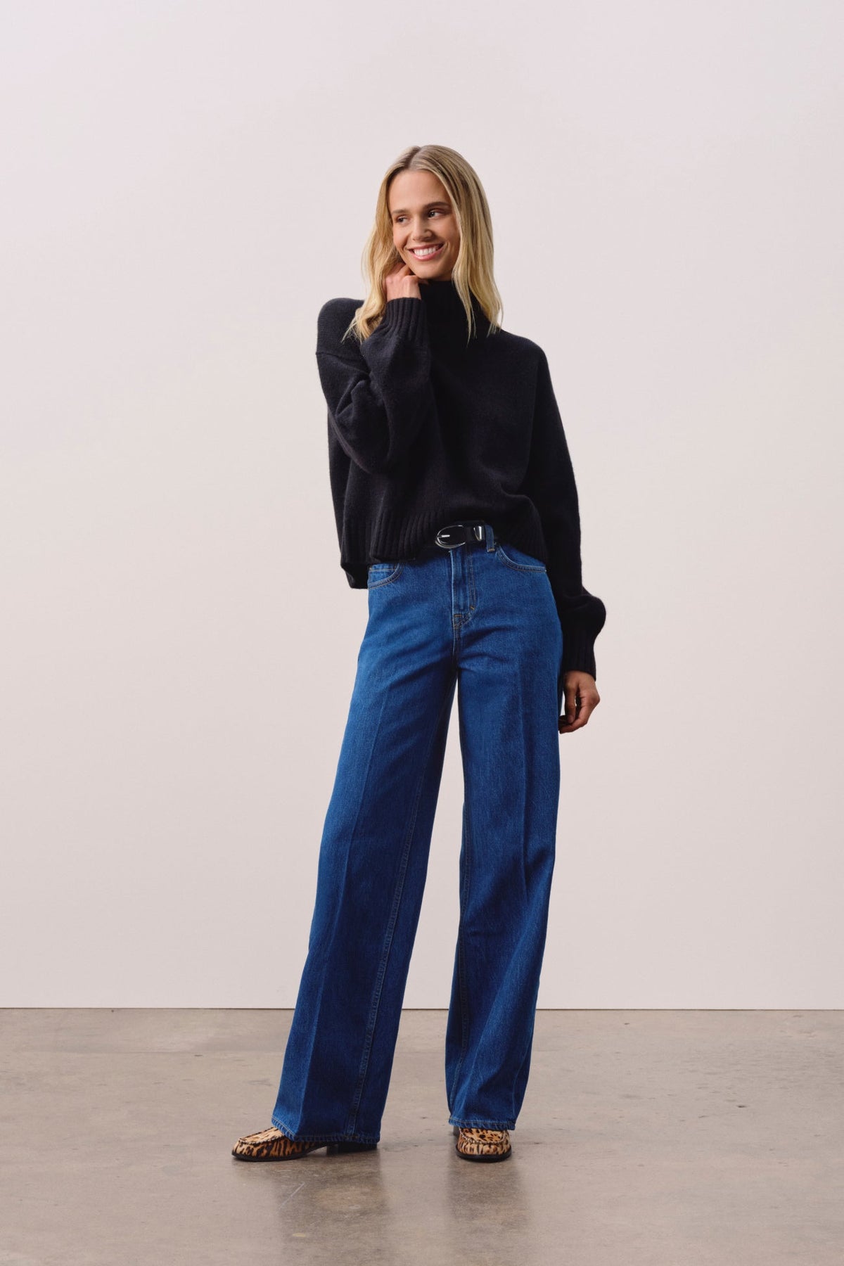 EMBER CASHMERE TURTLENECK